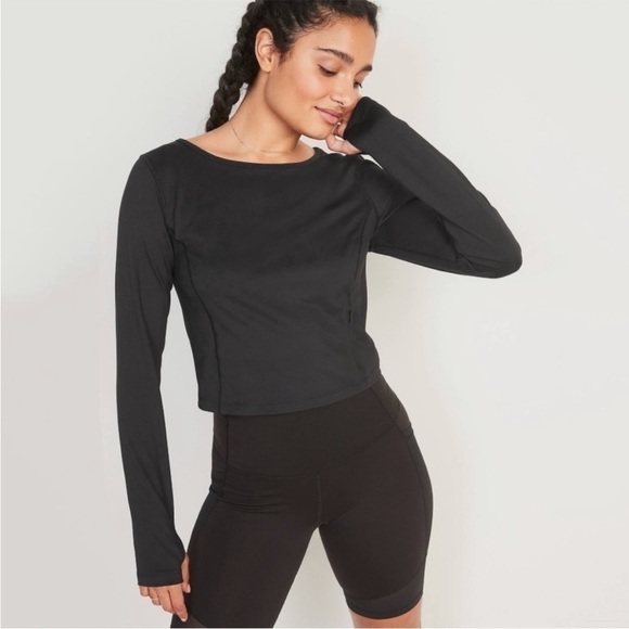 NWT Old Navy PowerSoft Long Sleeve Pocket Cropped Top in Black - Picture 1 of 8